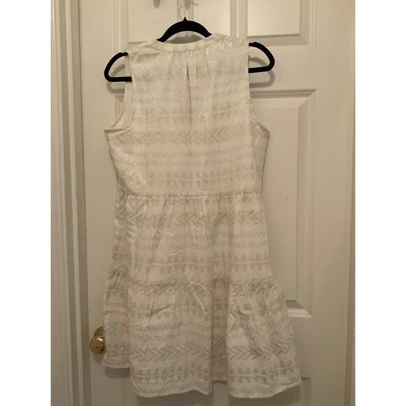 TOMMY BAHAMA WHITE W METALLIC THREADING SPLIT NECK DRESS WITH WHITE TASSLES SZ S - Picture 7 of 8